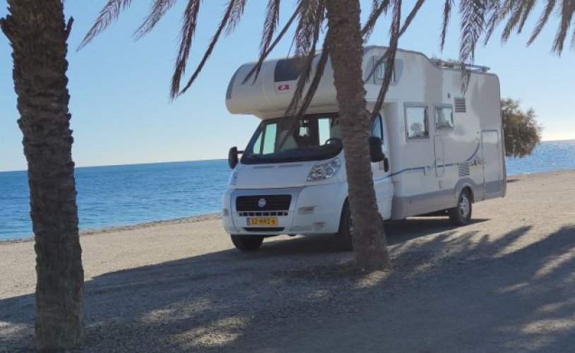 Adria Mobil 6 pers. Rent an Adria Mobil motorhome in Sint-Oedenrode? From € 91 pd - Goboony photo: 0