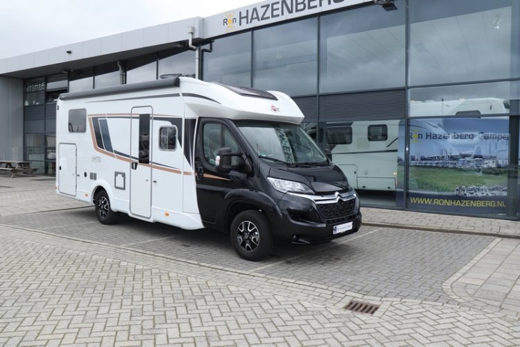 Nagenoeg nieuwe Bürstner Limited T 726 enkele bedden 1e eigenaar ** winterpakket ** (92 