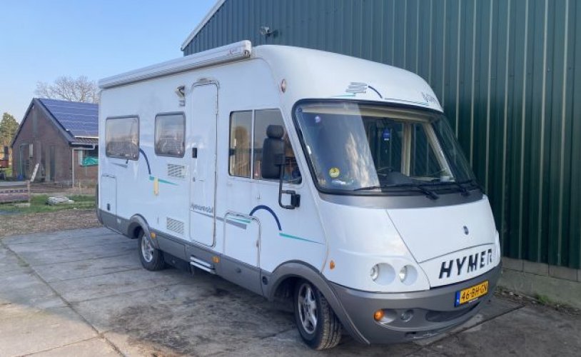 Hymer 4 pers. Rent a Hymer camper in Giessenburg? From €84 per day - Goboony photo: 0