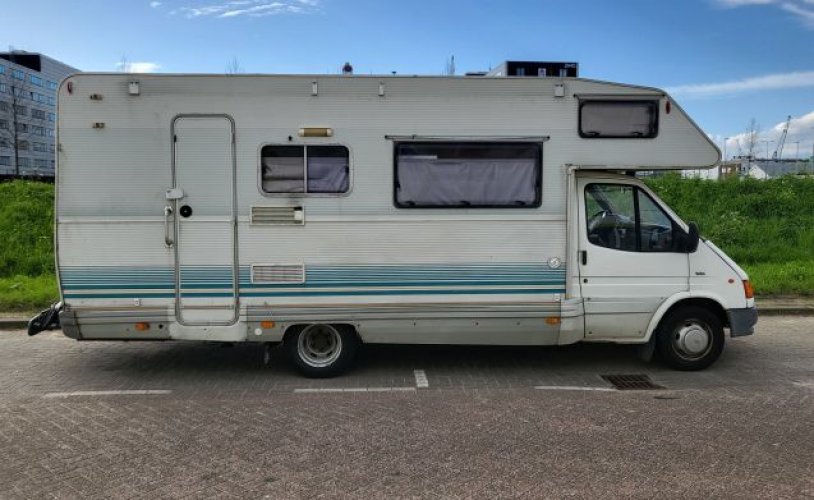 Ford 6 pers. Ford camper huren in Rotterdam? Vanaf € 68 p.d. - Goboony foto: 0