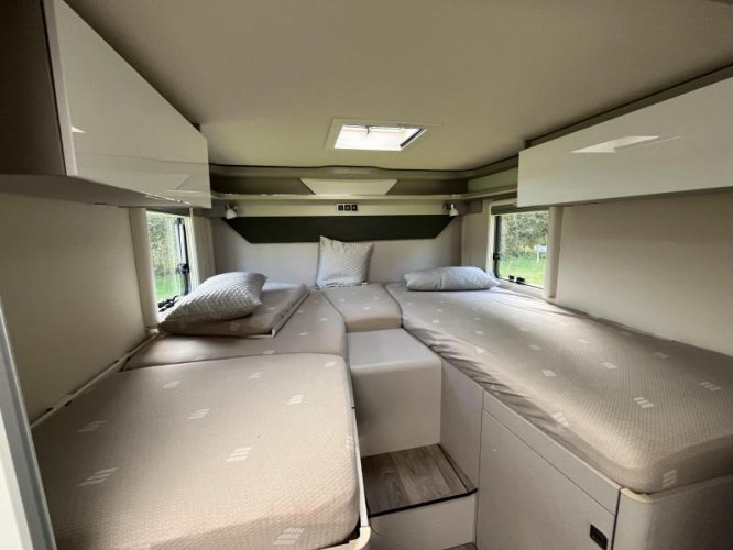 Hymer Tramp S 685 Face to Face - lengtebed  foto: 18