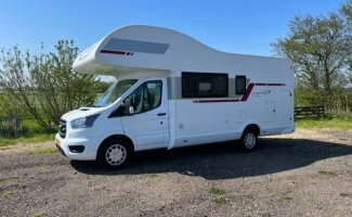 Ford 7 pers. Louer un camping-car Ford dans le Mijnsheerenland ? À partir de 103 € par jour - Goboony
