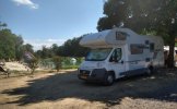 Knaus 6 pers. Rent a Knaus motorhome in Nederhemert? From € 99 pd - Goboony photo: 2