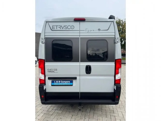 Hymer Etrusco 640 Enkele Bedden 