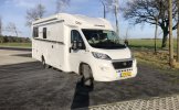 Other 4 pers. Want to rent a Weinsberg Carasuite 700 ME camper in Baarle-Nassau? From € 148 pd - Goboony photo: 0