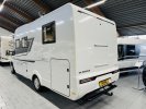 Adria Matrix Axess 650 DC Queensbed Hefbed  foto: 5