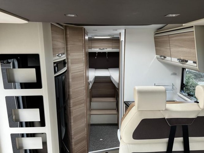 Adria Matrix Axess M 670 SL enkele bedden 5 pers  foto: 12