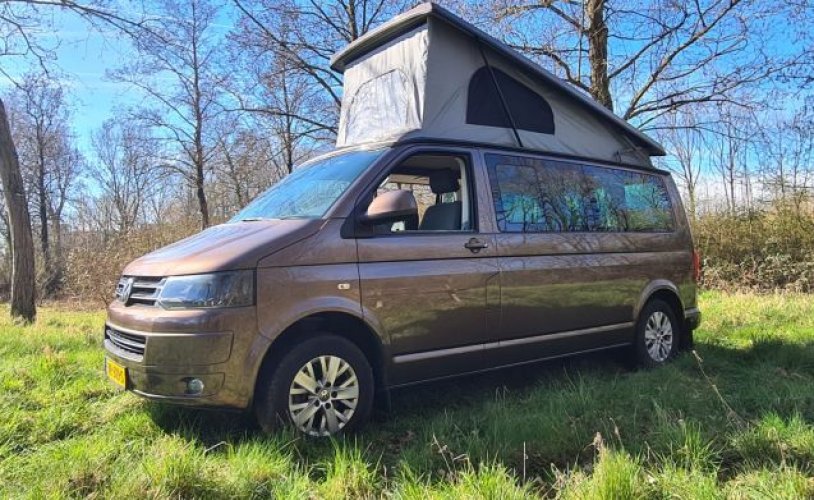 Volkswagen 4 pers. Volkswagen camper huren in Heiloo? Vanaf € 99 p.d. - Goboony foto: 0