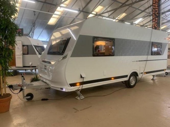 LMC Tandero 510 E nu tot € 2.000,- korting!  foto: 13