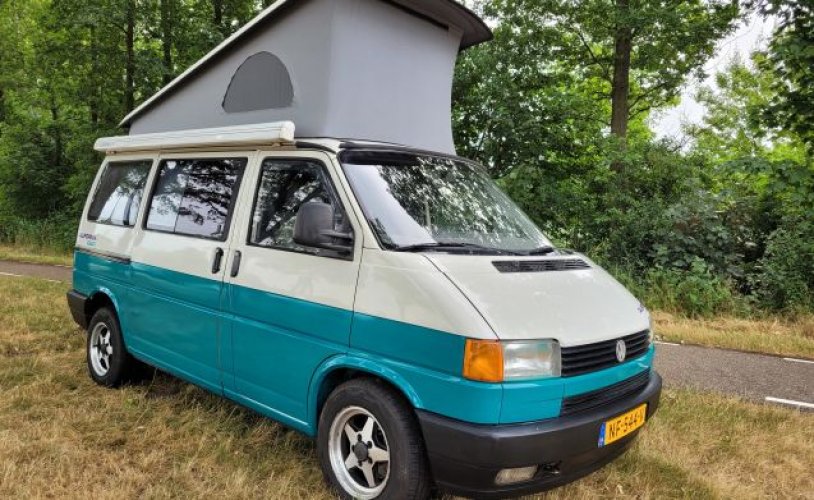 Volkswagen 4 pers. Volkswagen camper huren in Slagharen? Vanaf € 85 p.d. - Goboony