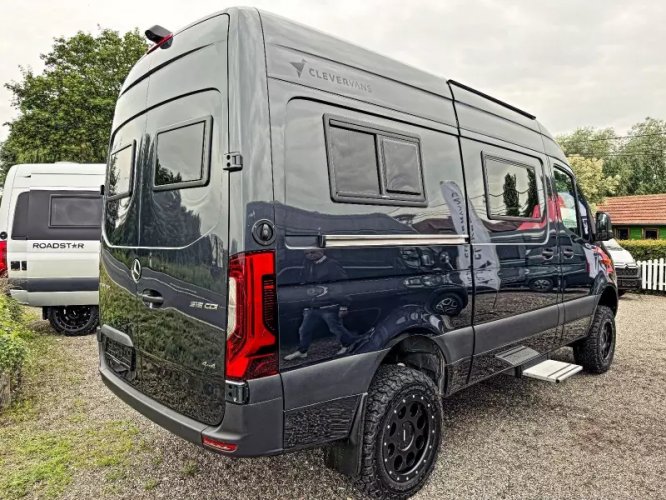 Clever 600 Mercedes Aventuro 4x4  foto: 11