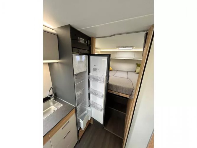 Adria Coral Axess 600 SL Luifel vloerverw cam  foto: 11