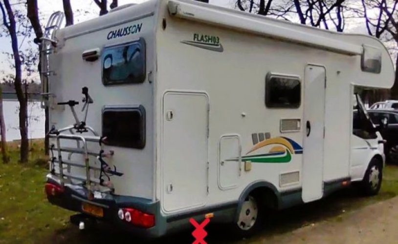 Chausson 6 pers. Louer un camping-car Chausson à Gouda ? A partir de 78€ par jour - Goboony photo : 1
