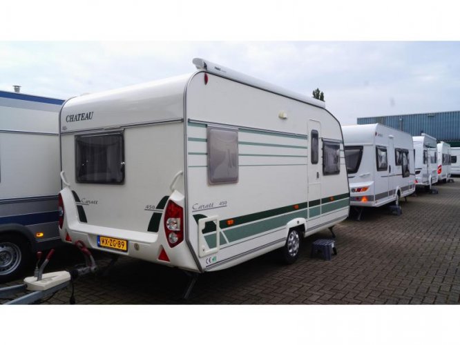 Chateau Caratt 450 FHU Voortent/Thule luife  foto: 1