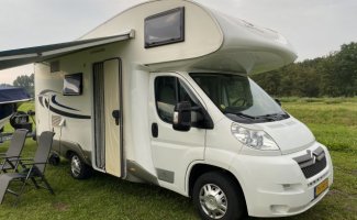 Giottiline 6 pers. Rent a Giottiline motorhome in Kesteren? From €91 pd - Goboony