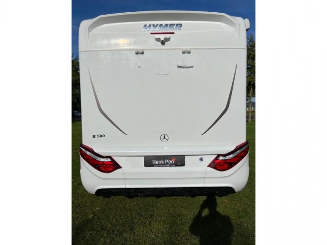 Hymer BMC-I 580 177 PK automaat / ACC / hefbed 