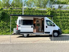 Fiat Ducato Knaus Box 540 - achterbed - garage - compact - zonnesysteem - 180Ah accu - groot bed (perfect voor grote mensen)