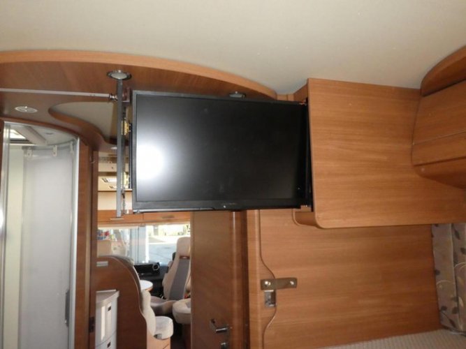 Carthago Chic C-Line I 4.9 LE/L GEEN HEFBED / ALDE!!!! foto: 13