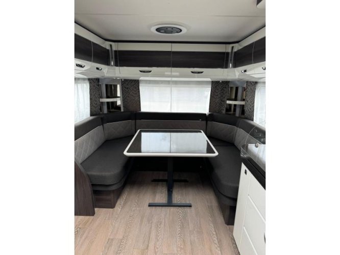 Hobby Prestige 650 UFF 2024 | Queensbed  foto: 7