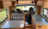 Dethleff's 6 pers. Rent a Dethleffs camper in Wijk en Aalburg? From € 95 pd - Goboony photo: 2