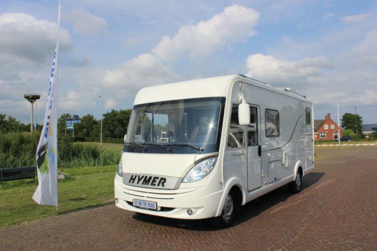 Hymer B 578 2.3 MultiJ. 130 HP Integral, Motor air conditioning, Leather upholstery, 2 Single beds, Lift-down bed. Offer Marum photo: 0