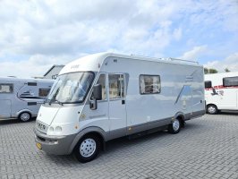 Hymer B614 vastbed/hefbed/xxl-garage 