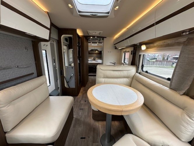 Hymer B-ML I 890, without fold-down bed photo: 1