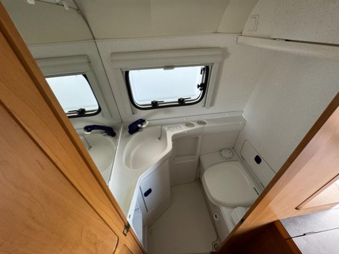 Eriba Touring Triton 420 GT INCLUSIEF STALLING foto: 11