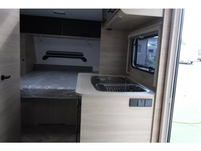 Caravelair Sport Line 480 Queensbed / Model 2024  foto: 11