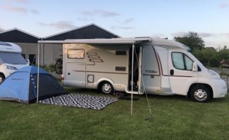 Hymer 2 Pers. Ein Hymer-Wohnmobil in Hasselt mieten? Ab 121 € pro Tag – Goboony