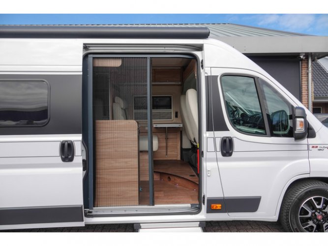 Hymer Yellowstone 640 | 2.3 150Pk | Lengtebedden | Busbiker