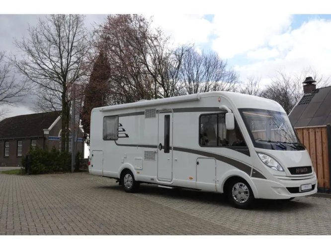 Hymer B 698 Queensbed  foto: 11