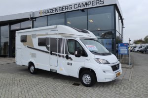 6.93 meterse Carado T 337 made by Hymer AUTOMAAT enkele lengte bedden ( 70 