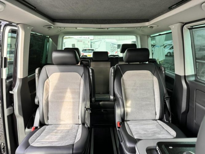 Volkswagen Multivan 6th Generation T6  foto: 8