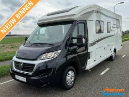 Hymer T698 CL Black Line Queensbed / E&P level 