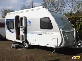 Knaus Sudwind Silver Selection 450 FU met Mover 