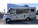 Hymer Exis-i 522 garage / zonnepaneel  foto: 2