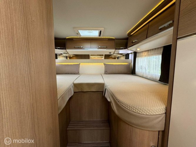 Carthago Malibu T460 Maxi Automaat Enkele Bedden Hefbed XXL Garage foto: 13