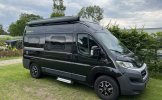 Hymer 2 pers. Rent a Hymer motorhome in Voorschoten? From € 121 pd - Goboony photo: 0