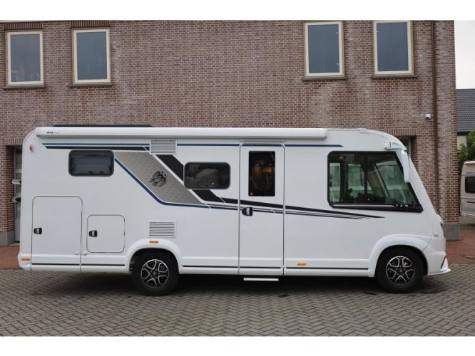 Knaus Van I 650 MEG Lithium accu, Omvormer 