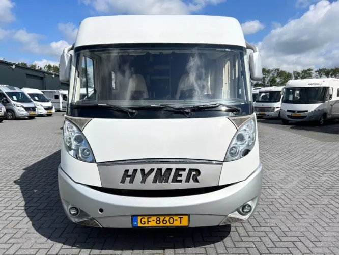 Hymer B674 SL enkele-bedden/hefbed/2008  foto: 22