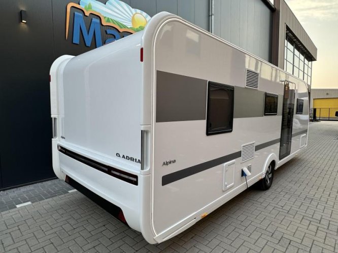 Adria Alpina 663 PT 