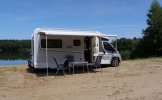 Dethleffs 3 pers. Rent a Dethleffs motorhome in Mill? From € 103 pd - Goboony photo: 3