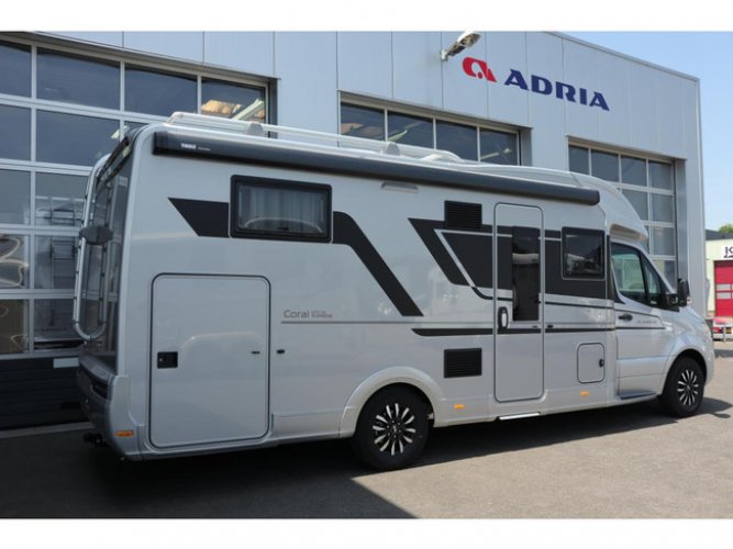 Adria Coral Supreme MB 670 dl