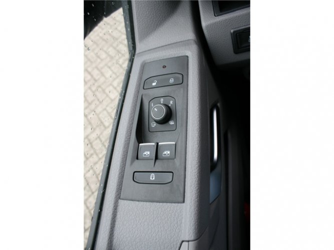 Westfalia Kepler SIX 150pk 4 MOTION DSG Automaat Limited Edition LED Koplampen | Digitale cockpit | Pack Assist | Diff Lock Nu met € 10.067,00 korting uit voorraad leverbaar! foto: 11