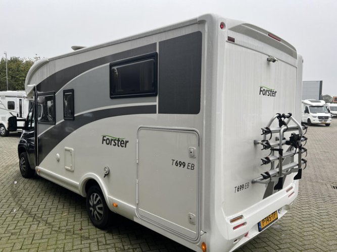 Eura Mobil Forster T 699 EB