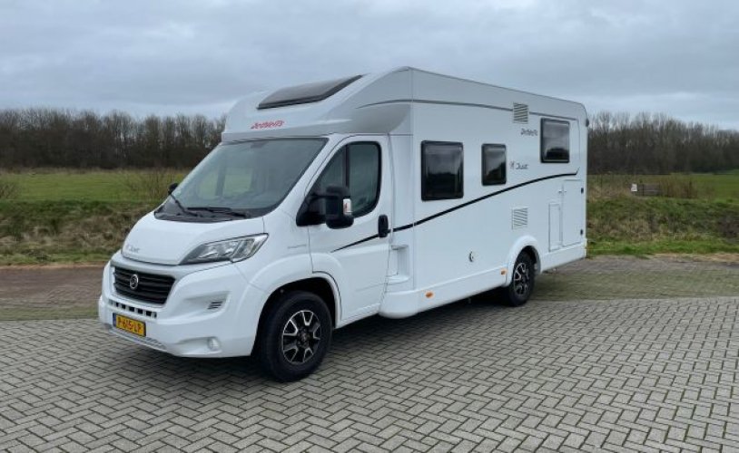 Dethleffs 4 pers. Rent a Dethleffs motorhome in Abbekerk? From € 97 pd - Goboony photo: 0