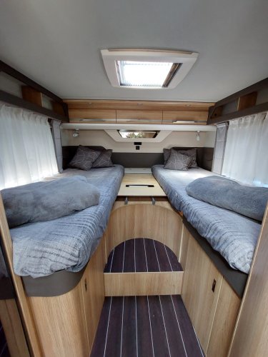 KNAUS SKY TI de Luxe 2 persoons