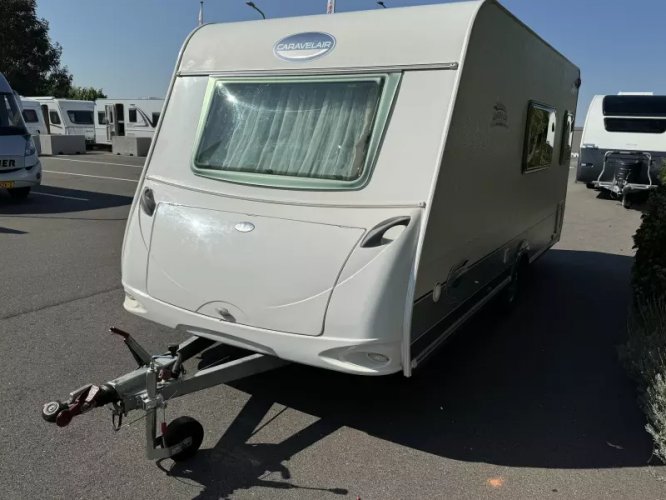 Caravelair Ambiance Style 465 Lichtgewicht met voortent 