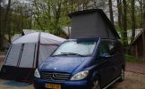 Mercedes Benz 4 pers. Rent a Mercedes-Benz camper in Druten? From € 103 pd - Goboony photo: 3